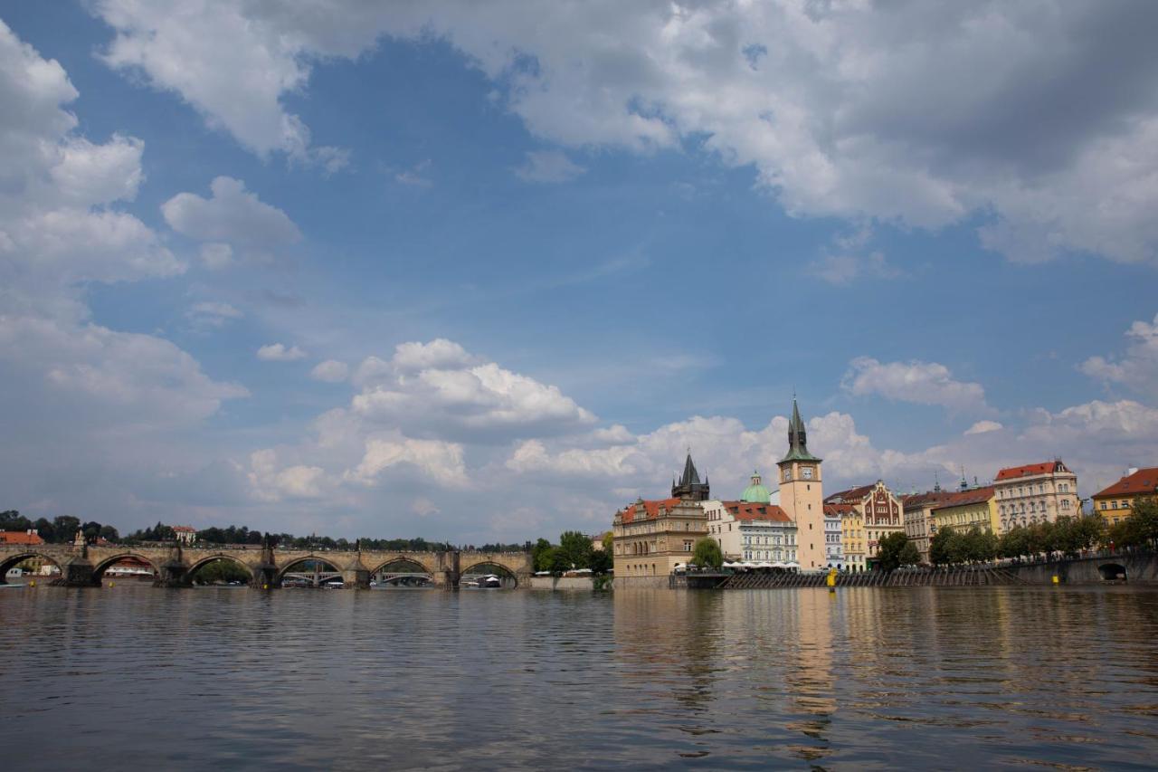 Onefam Home Prága Kültér fotó